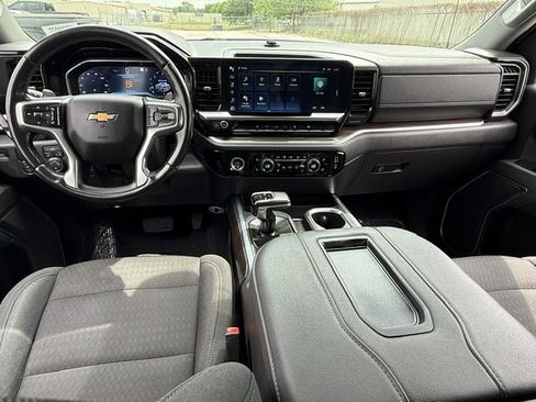 Used 2022 Chevrolet Silverado 1500 LT image 21