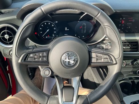 Used 2024 Alfa Romeo Stelvio Ti AWD/4WD image 16