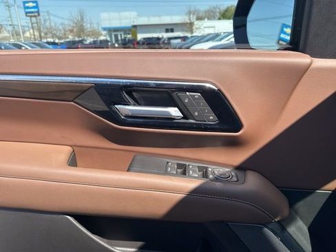 New 2026 Chevrolet Suburban High Country AWD/4WD image 20
