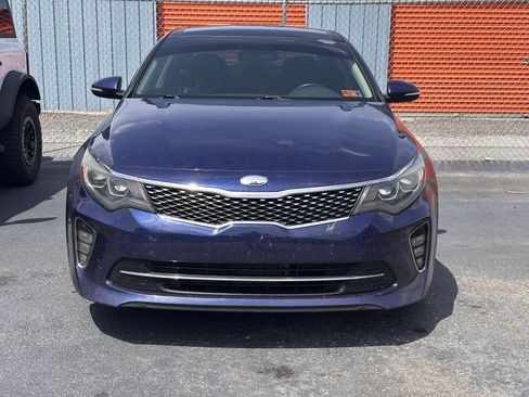 Used 2018 Kia Optima SX FWD image 2