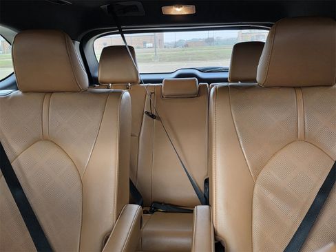 Used 2020 Toyota Highlander Platinum image 20