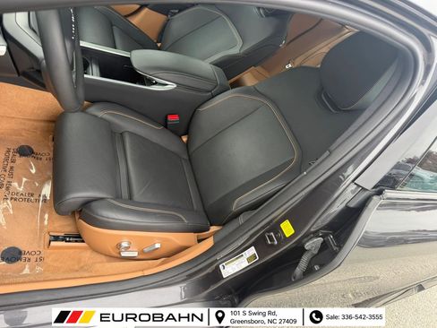 Used 2024 Lucid Air Touring AWD/4WD image 5