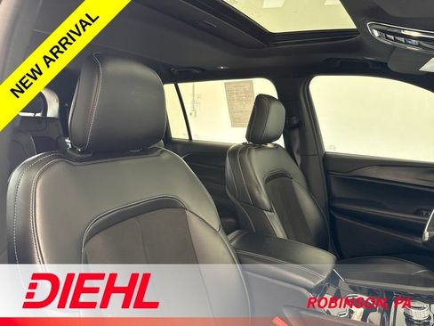 Used 2023 Jeep Grand Cherokee L Laredo AWD/4WD image 14