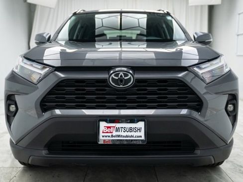 Used 2023 Toyota RAV4 XLE Premium image 5