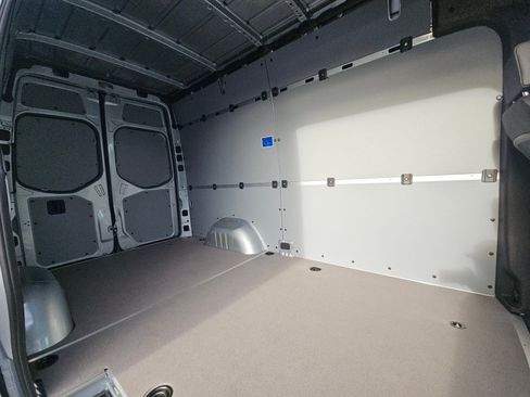 New 2025 Mercedes-Benz Sprinter 2500 image 11