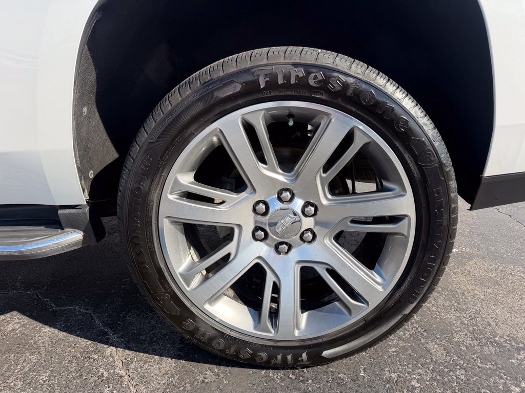 Used 2016 Cadillac Escalade Luxury RWD image 13