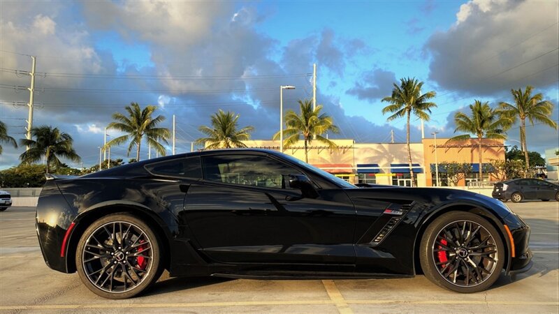 Used 2019 Chevrolet Corvette Z06 RWD image 4