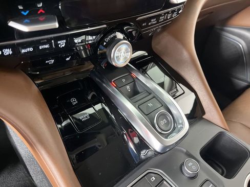 Used 2022 Acura MDX SH-AWD w/ Technology Package image 36