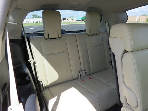 Used 2018 INFINITI QX60 FWD w/ Premium Plus Package image 36