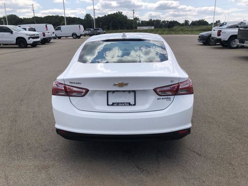 Used 2019 Chevrolet Malibu LT FWD image 6