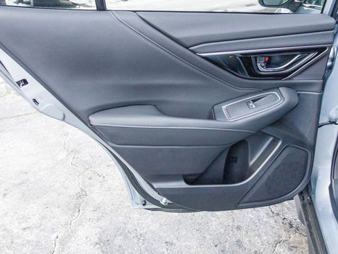 Used 2025 Subaru Outback Touring XT image 27