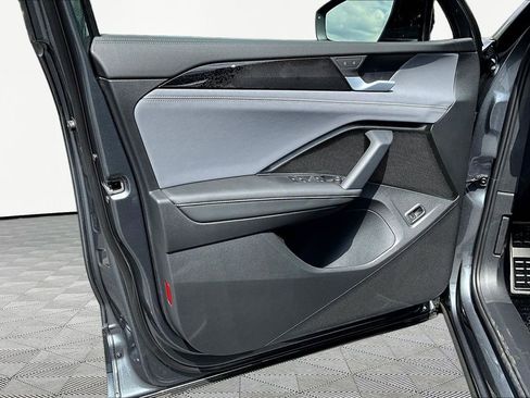 New 2026 Volkswagen Tiguan SE R-Line FWD image 20