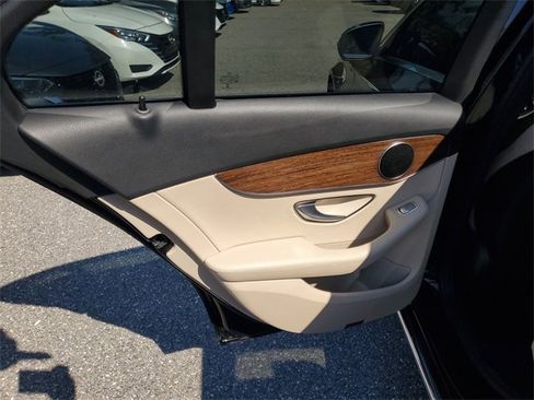 Used 2020 Mercedes-Benz C 300 4MATIC Sedan image 28
