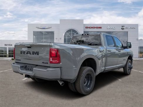 New 2026 RAM 3500 Laramie AWD/4WD image 3