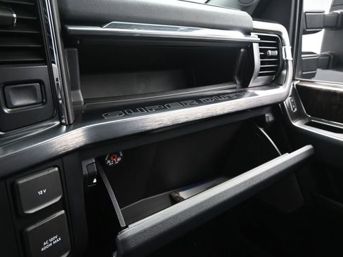 Used 2024 Ford F250 Lariat image 14