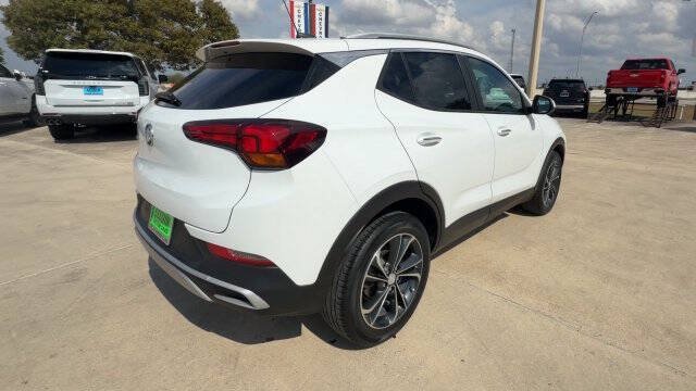 Used 2023 Buick Encore GX Select w/ Safety Package II FWD image 8
