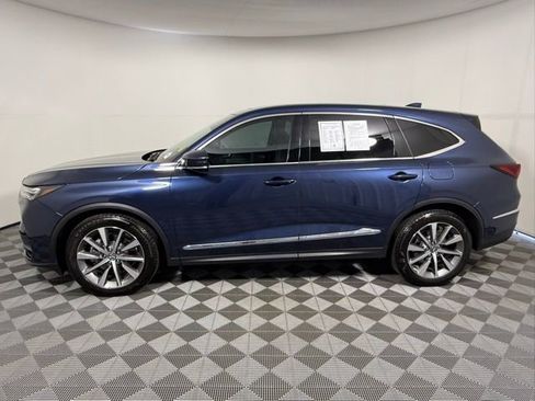Used 2025 Acura MDX w/ Technology Package image 3
