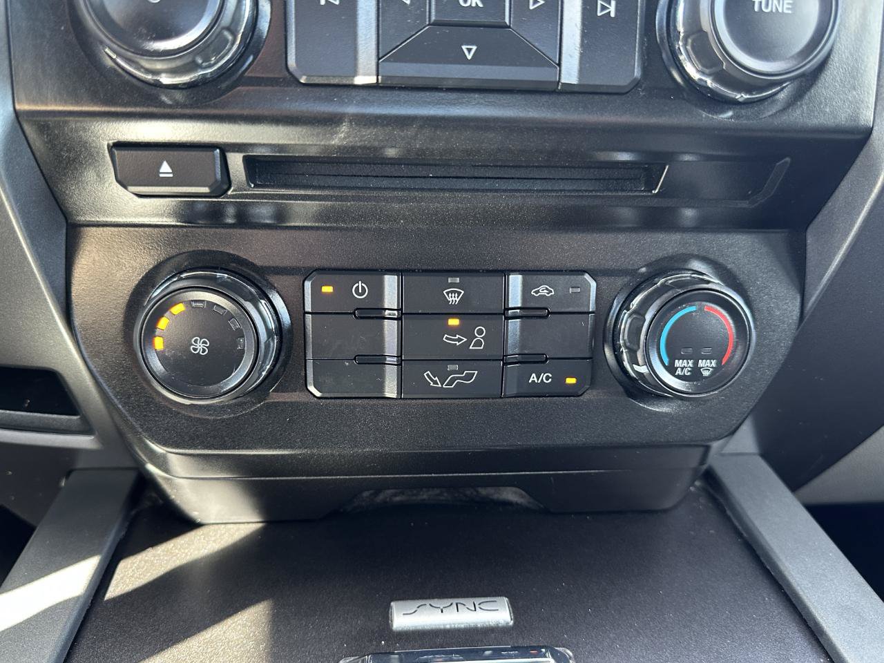 Used 2016 Ford F150 XLT AWD/4WD image 57
