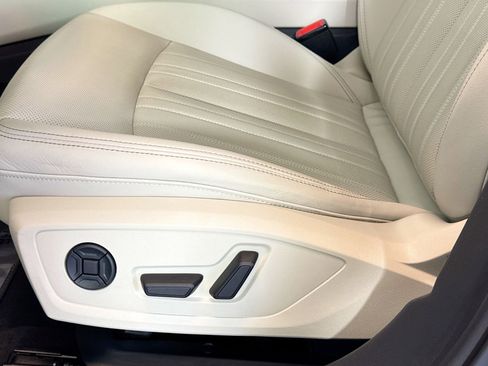 Used 2025 Audi A6 3.0T Premium w/ Convenience Plus Package image 18