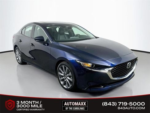 Used 2024 MAZDA MAZDA3 s FWD image 1