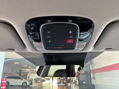 Used 2025 Hyundai Palisade SEL FWD image 18