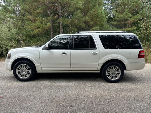 Used 2012 Ford Expedition EL Limited image 2