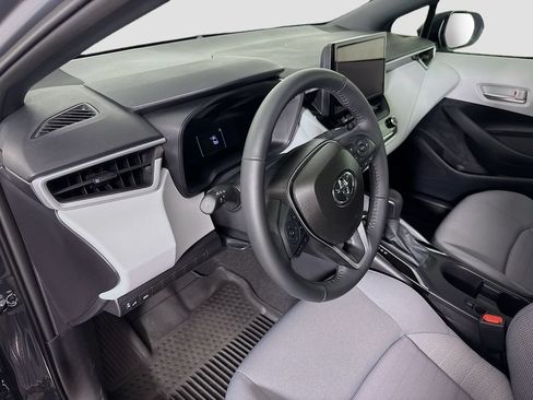 Certified 2026 Toyota Corolla SE FWD image 9