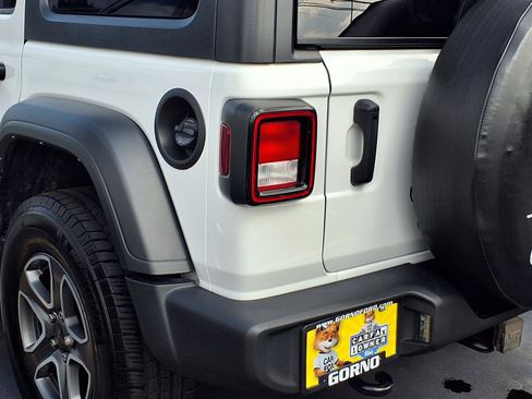 Used 2021 Jeep Wrangler Unlimited Sport AWD/4WD image 23