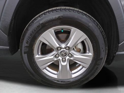 Used 2023 Toyota RAV4 XLE w/ Convenience Package FWD image 25