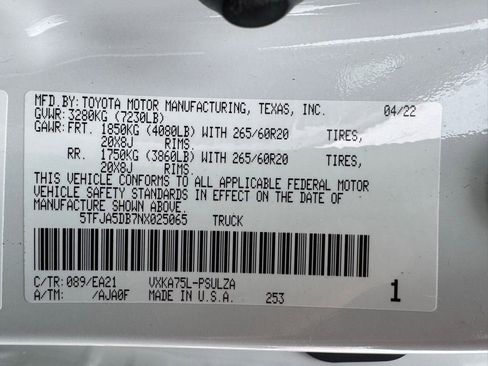 Used 2022 Toyota Tundra Limited image 25