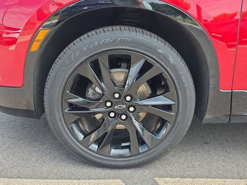 Used 2022 Chevrolet Blazer RS w/ Enhanced Convenience Package FWD image 9