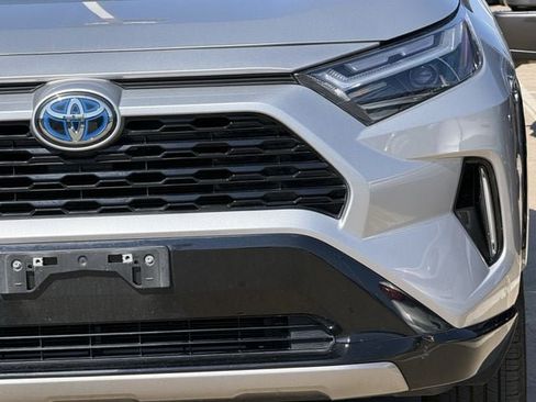 Used 2024 Toyota RAV4 XSE AWD/4WD image 9
