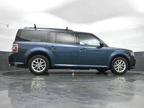 Used 2016 Ford Flex SE image 37