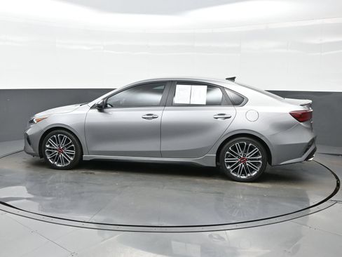 Used 2024 Kia Forte GT FWD image 3