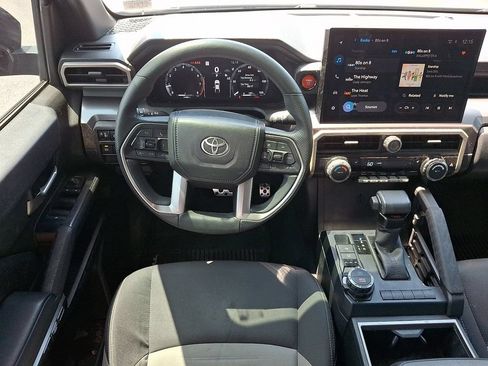 Certified 2025 Toyota Tacoma TRD Sport AWD/4WD image 11