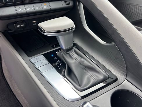 Certified 2025 Hyundai Elantra Sport FWD image 24