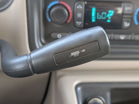 Used 2003 Chevrolet Avalanche 2WD image 23