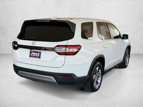 Used 2024 Honda Pilot EX-L image 6