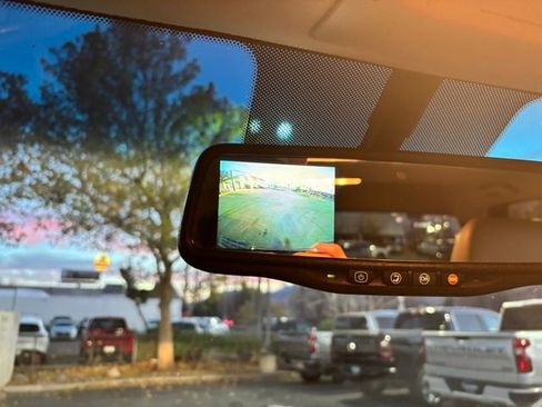 Used 2013 GMC Sierra 2500 SLT w/ SLT Convenience Package image 19