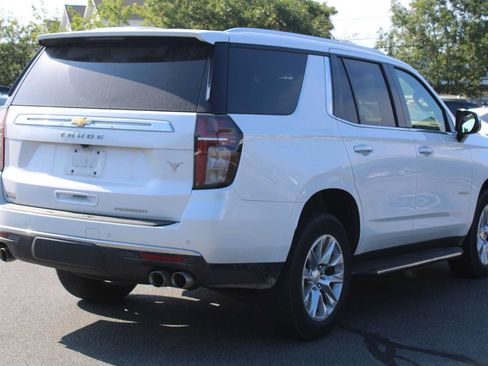 Used 2023 Chevrolet Tahoe Premier AWD/4WD image 4