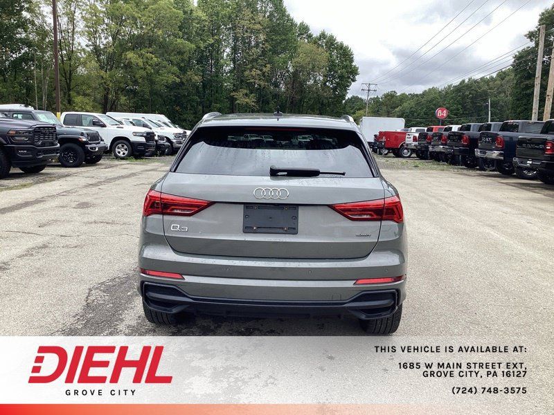 Used 2021 Audi Q3 2.0T Premium Plus w/ Premium Plus Package AWD/4WD image 6