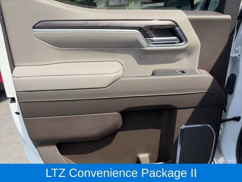 Used 2025 Chevrolet Silverado 1500 LTZ w/ LTZ Premium Package AWD/4WD image 12