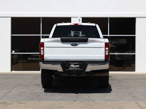 Used 2021 Ford F250 XLT w/ FX4 Off-Road Package AWD/4WD image 9