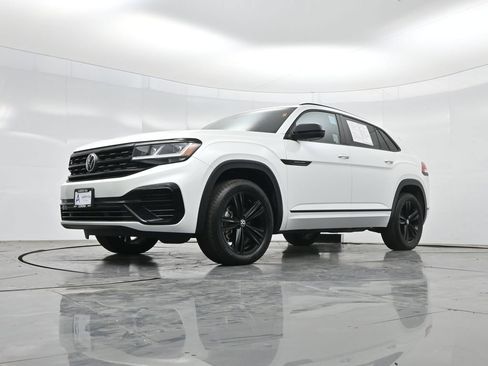 Used 2023 Volkswagen Atlas Cross Sport SEL R-Line AWD/4WD image 50