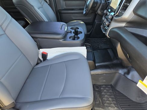 New 2025 RAM 2500 Tradesman w/ Chrome Appearance Group image 13