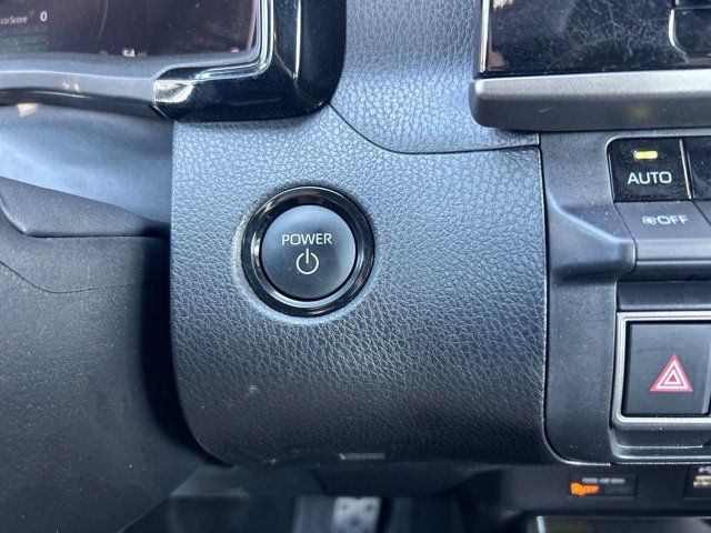 Used 2025 Toyota Camry SE FWD image 16