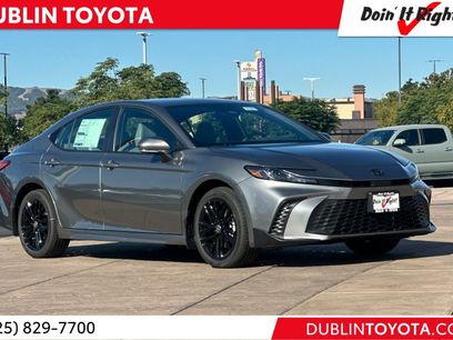 New 2026 Toyota Camry SE w/ Convenience Package
