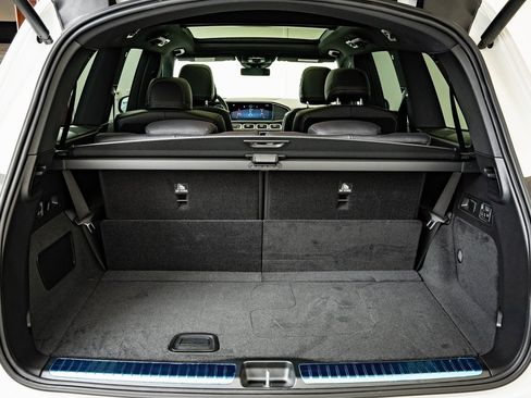 New 2026 Mercedes-Benz GLS 450 4MATIC image 19