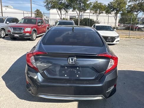 Used 2021 Honda Civic EX image 5