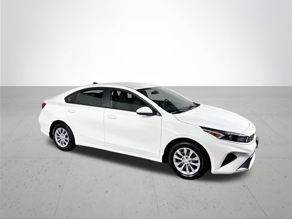 Used 2024 Kia Forte LX FWD image 4